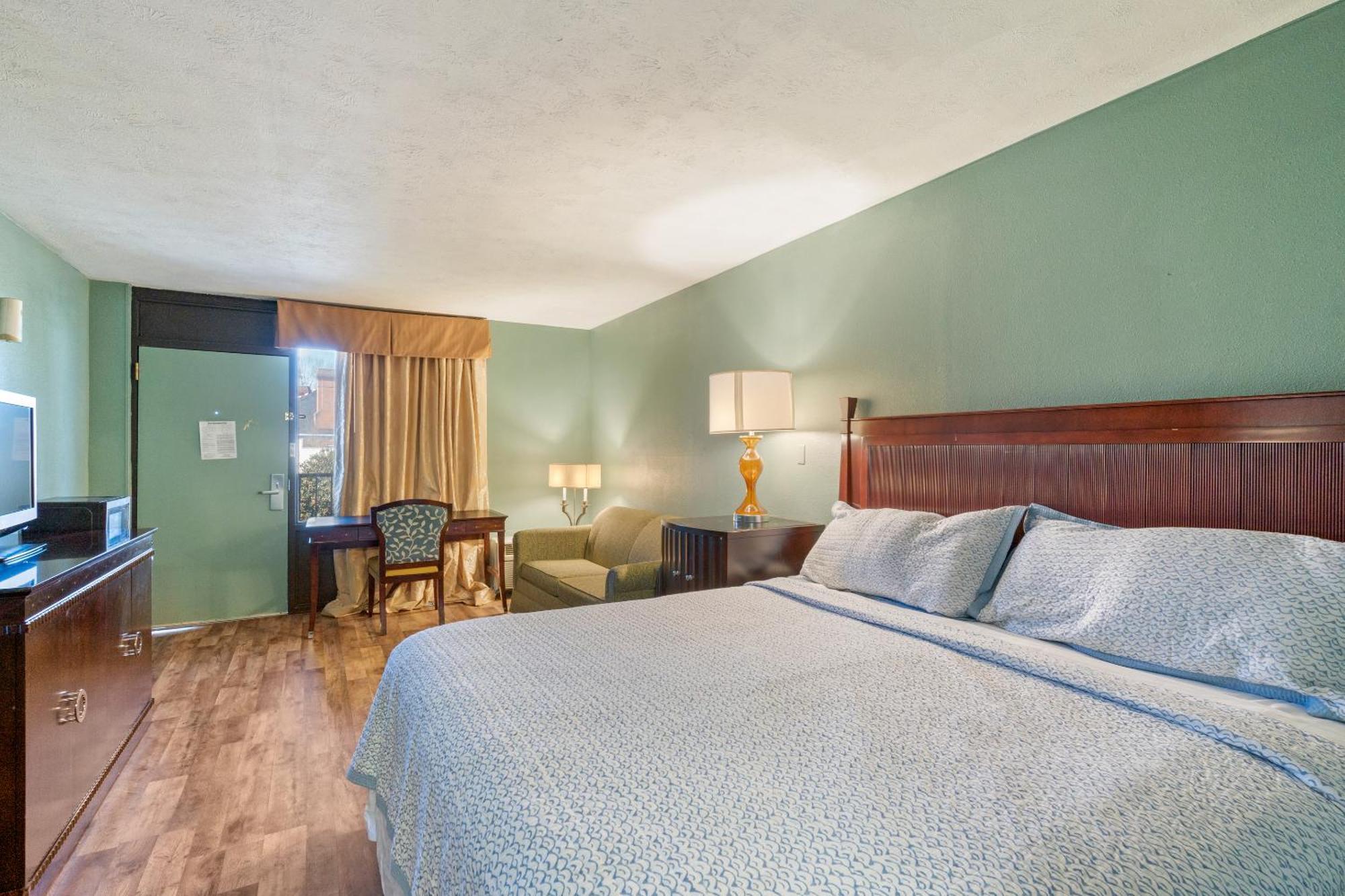 Williamsburg Suites Экстерьер фото