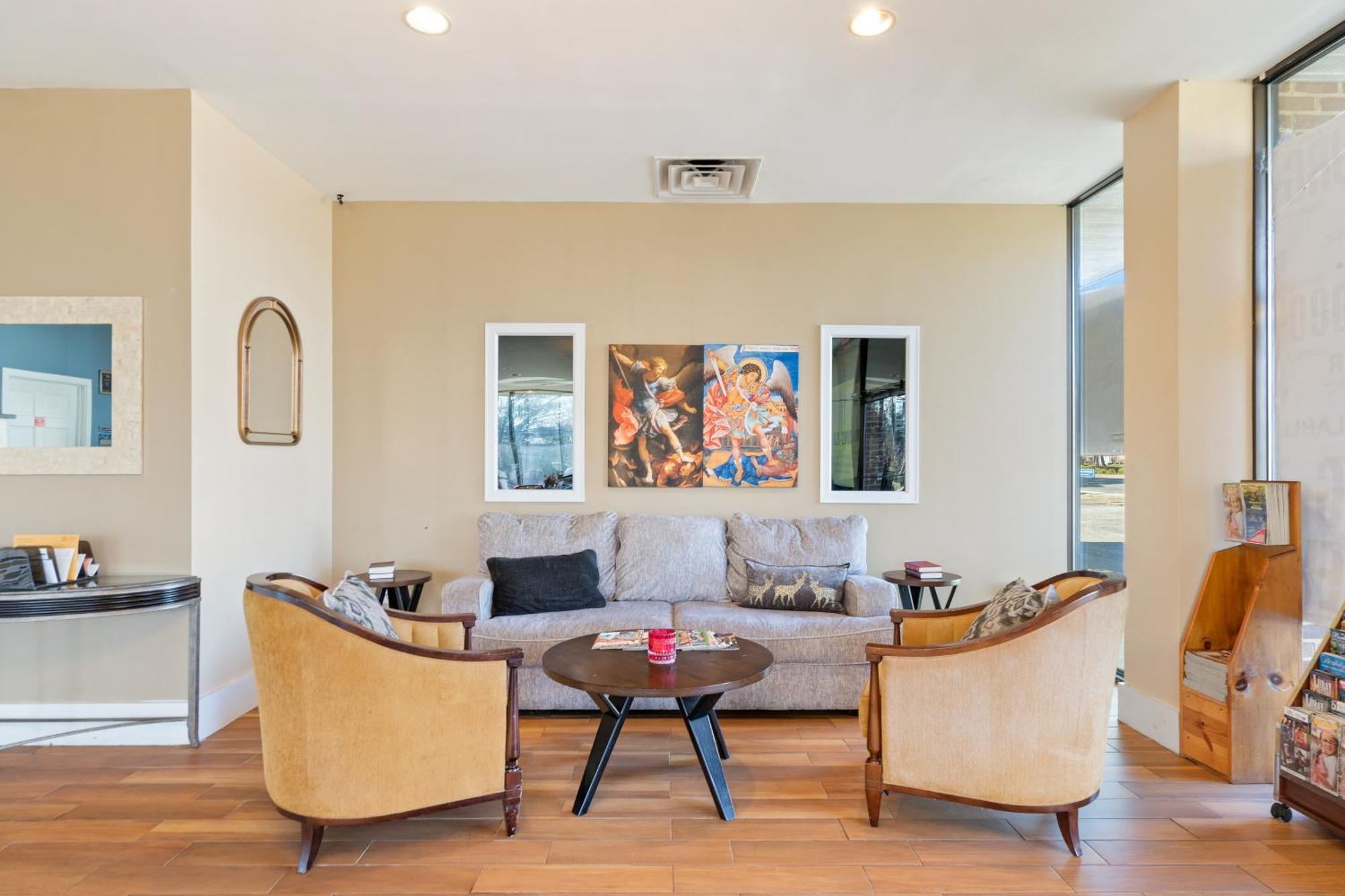 Williamsburg Suites Экстерьер фото